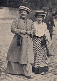klara-cetkin-i-roza-lyuksemburg.jpg